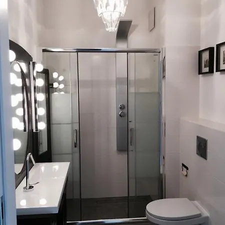 Apartament Garnizon Iii Apartment *